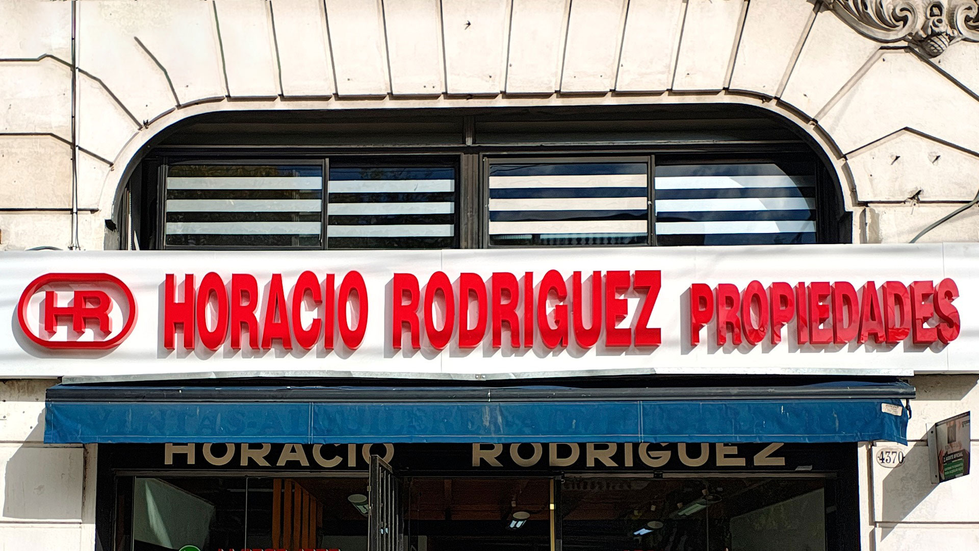 Cartelería de frente para Horacio Rodríguez Propiedades